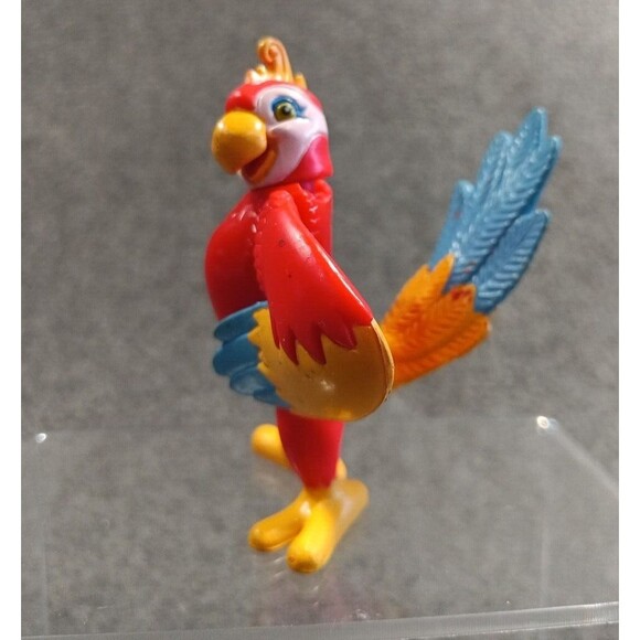 Rainforest Cafe Rio Red Macaw & Posing Elephant Movable Action Figure VTG 2000 - Picture 4 of 10